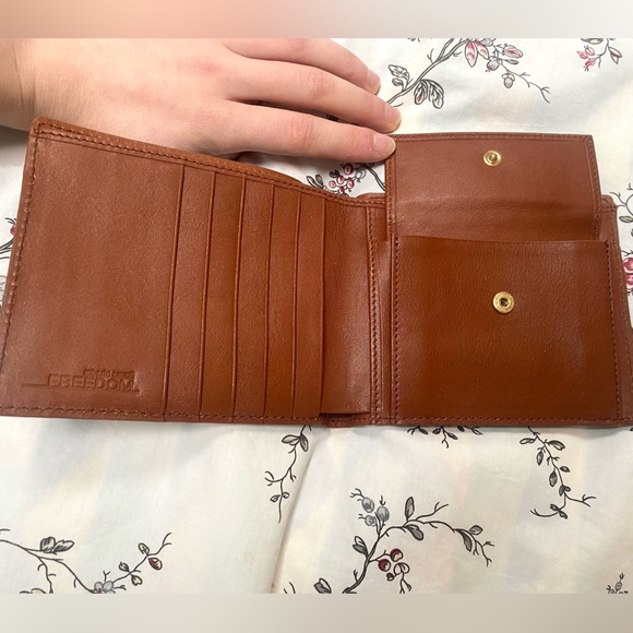 Roberto Cavalli Genuine Leather Freedom Bifold Wallet in Chestnut Brown